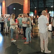 Besucher bei der 3. Ortenauer Weinmesse (c) Beate Kierey